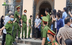 Video: Bị tuyên án 10 năm tù, ông Đinh La Thăng và Đinh Ngọc Hệ cúi đầu rời tòa 