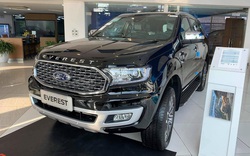 Ford Everest 2021 mới giảm giá gần 100 triệu đồng