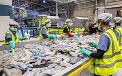 Nếu không tự tái chế rác thải, nhà sản xuất phải đóng Quỹ Bảo vệ môi trường