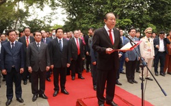Đoàn Đại hội đại biểu toàn quốc các dân tộc thiểu số Việt Nam dâng hương tưởng niệm các Vua Hùng