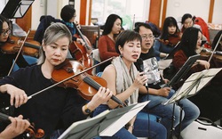 Uyên Linh, Phạm Anh Khoa miệt mài tập luyện cho đêm nhạc The Beatles Symphony 
