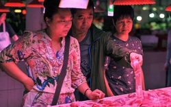 Trung Quốc bán đấu giá 20.000 tấn thịt heo đông lạnh