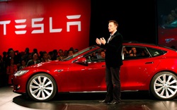 Tesla của tỷ phú Elon Musk đang tạo bước ngoặt thế kỷ cho ngành công nghiệp ô tô điện