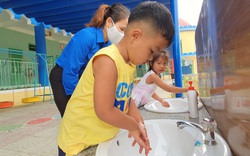 Trẻ mầm non trở lại trường ở Đà Nẵng: "Vui như Tết"