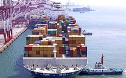 Doanh nghiệp xuất khẩu Trung Quốc điêu đứng khi Mỹ, EU dấn sâu vào suy thoái