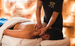 Lao động Việt Nam làm việc ở nước ngoài không được làm nghề massage