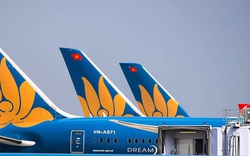 Thủ tướng chủ trì họp tháo gỡ khó khăn cho Vietnam Airlines, PVN