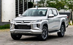 Mitsubishi Triton xả hàng tồn, giảm giá lên tới gần 140 triệu