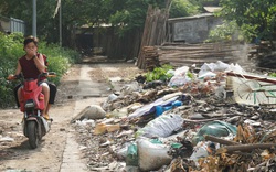 Người dân Thủ đô khốn khổ vì bãi tập kết rác tự phát giữa khu dân cư
