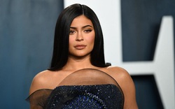 Kylie Jenner bị Forbes tước danh hiệu tỷ phú