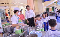 TP.HCM: Giám sát chặt chẽ thực phẩm vào trường học