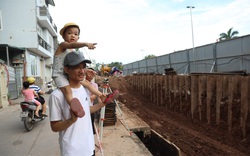 Hà Nội bắt đầu phá dỡ 600 mét con đường gốm sứ để giảm tải ùn tắc