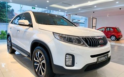 Kia Sorento 2019 giảm mạnh, giá chỉ từ 749 triệu đồng