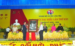 Thường trực Ban Bí thư Trần Quốc Vượng dự Đại hội điểm cấp huyện tại Yên Bái