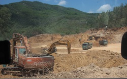Hỗn loạn khai thác đất "lậu" ở Bình Định: Sự thật đằng sau chủ trương