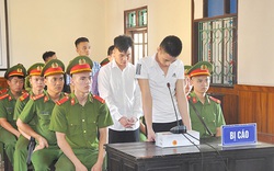 Giấu hàng trăm bánh heroin dưới gầm ghế xe con hạng sang để tuồn vào Việt Nam