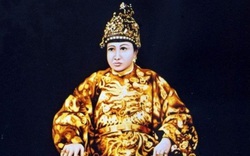 Vị vua Việt Nam lấy 103 bà vợ, nhưng không có con là ai?