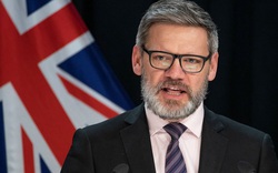 Bộ trưởng New Zealand mất việc vì yêu đương sai trái với cấp dưới