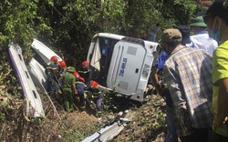 Vụ lật xe khách ở Quảng Bình: 13 nạn nhân đã tử vong