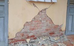 Ảnh: Nhà cửa nứt toác, dân bỏ chạy khỏi nhà sau 3 trận động đất ở Sơn La 
