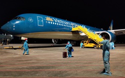 Sân bay Vân Đồn đón 276 công dân Việt Nam trở về từ vùng dịch lớn nhất thế giới 