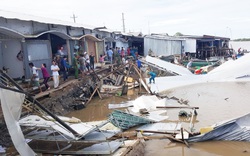 Cà Mau: Sạt lở đất kinh hoàng ngay chợ, 10 hộ dân lao đao