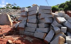 Khai thác đá trong bãi rác Cam Ly: Việc làm sai hoàn toàn