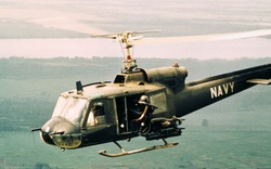 Vì sao trực thăng Mỹ lại mong manh, yếu ớt ở chiến trường Việt Nam?
