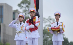 Lăng Bác và nhiều công sở treo cờ rủ Quốc tang nguyên Tổng Bí thư Lê Khả Phiêu