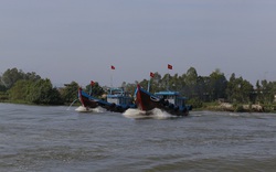 Quảng Nam: Tàu không số vượt trạm biên phòng bị kiểm tra, phát hiện ra thi thể ngư dân