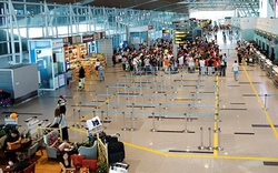 Hơn 400 du khách bị kẹt lại Đà Nẵng bao giờ được đưa về Hà Nội và TP.HCM?