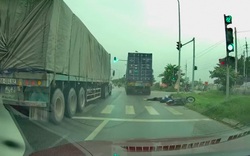 Truy tìm tài xế container cán chết cô gái trẻ rồi bỏ chạy ở Hà Nội