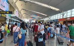 Gần 1.700 du khách đăng ký rời Đà Nẵng về quê