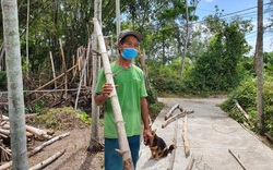 Bên trong thôn có 7 ca Covid-19: Bình thản sửa sang nhà cửa, trồng rau, nuôi gà...