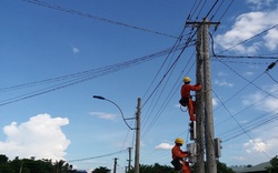 Điện lực Phú Thiện – PC Gia Lai: Nỗ lực chỉnh trang lưới điện, xử lý mất an toàn đường dây sau công tơ
