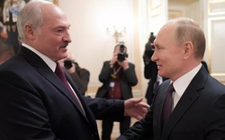 Nóng: Lukashenko đề nghị Putin cung cấp vũ khí mới cho Belarus