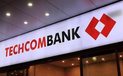 Cổ phiếu Techcombank: ‘Sếp’ lớn bán, người thân chi tiền tỷ mua