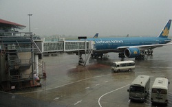 Vì sao nhiều chuyến bay tới Nội Bài phải hạ xuống sân bay khác?