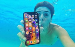 Điện thoại iPhone có thể chống nước không, "chịu" được bao phút?