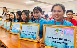 Novaland trao 100 suất học bổng cho sinh viên Trường ĐH Phan Thiết