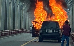 Vì sao xe sang Range Rover bốc cháy trơ khung dù trang bị hiện đại, an toàn?