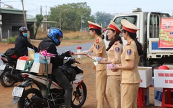 Cảnh sát giao thông Đắk Nông "Vì bình yên, hạnh phúc trên những tuyến đường"