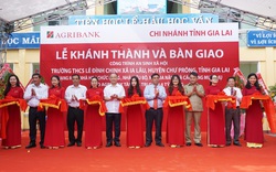 Agribank tiếp sức và đồng hành cùng học sinh chào đón năm học mới