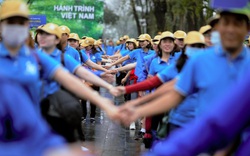 Trồng 2.500 cây gỗ bản địa đầu tiên tại Khu bảo tồn thiên nhiên Phong Điền