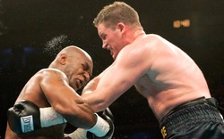 Cay cú vì thua trận, Mike Tyson cắn... bầu ngực đối thủ