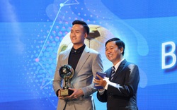 Cầu thủ trẻ Bùi Hoàng Việt Anh được vinh danh tại Gala Quả Bóng Vàng Việt Nam 2020