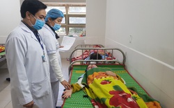 Phú Yên: 84 công nhân bị ngộ độc thực phẩm, nhập viện