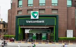 Lãi thuần từ hoạt động dịch vụ của Vietcombank tăng đột biến 247% trong Quý IV/2020