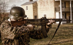 Stg-44 - Loại súng bị Hitler hắt hủi nhưng lại vô cùng đáng sợ