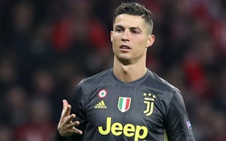 Ronaldo lập cú đúp, Juventus vùi dập Udinese, Pirlo vẫn khó chịu ra mặt